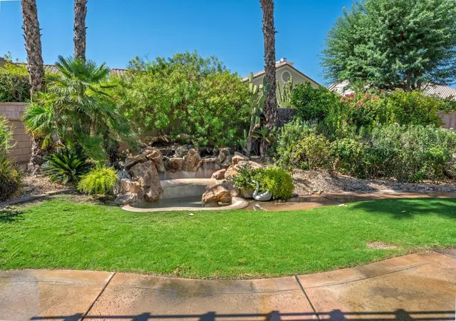 Photo 2 of Sale Pending at 78559 Platinum Dr, Palm Desert, CA 92211 | MLS# 219150918DA | Listing updated on 2026-10-02