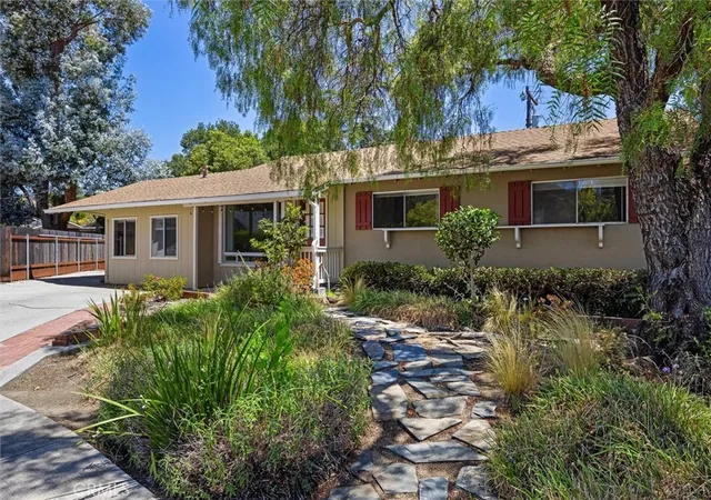 Photo 4 of Single family home for sale at 577 Princeton Pl, San Luis Obispo, CA 93405 | MLS# SC26164731 | Listing updated on 2026-09-14