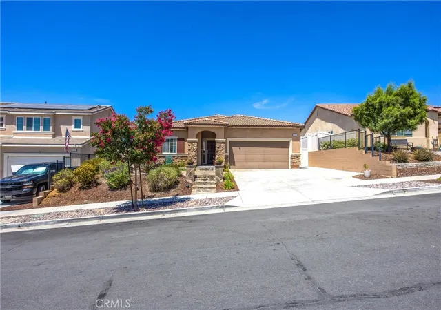 Photo 3 of Single family home for sale at 240 Country Clb, Calimesa, CA 92320 | MLS# DW26167827 | Listing updated on 2026-09-15