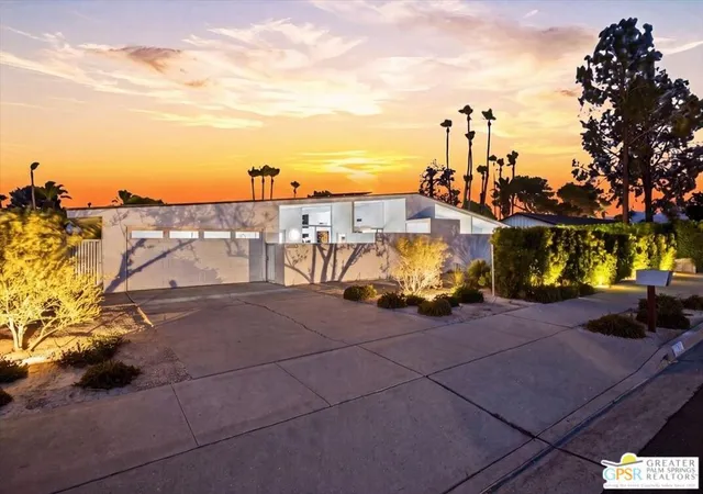 Photo 1 of Sale Pending at 2260 N Aurora Dr, Palm Springs, CA 92262 | MLS# 26865173PS | Listing updated on 2026-09-14