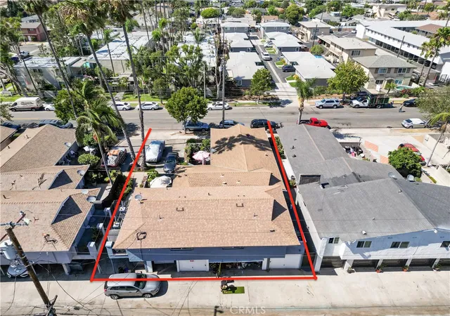 Photo 3 of House for sale at 735 West 18th, Costa Mesa, CA 92627 | MLS# PW26168154 | Listing updated on 2026-09-14