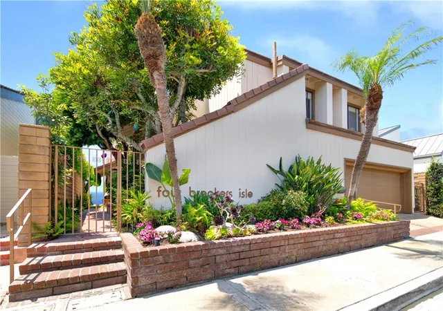 Photo 4 of Single family home for sale at 4 Breakers, Dana Point, CA 92629 | MLS# LG26164854 | Listing updated on 2026-09-16