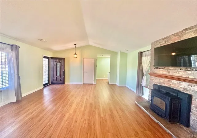 Photo 3 of Single family home for sale at 12654 Jade Rd, Victorville, CA 92392 | MLS# HD26168253 | Listing updated on 2026-09-27