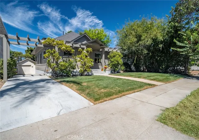 Photo 3 of Single family home for sale at 6307 Friends, Whittier, CA 90601 | MLS# PW26168247 | Listing updated on 2026-10-05