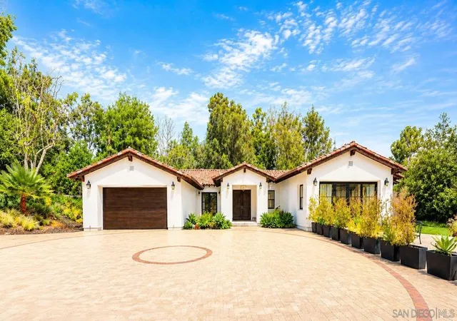 Photo 3 of Single family home for sale at 16947 Avenida Luis, Rancho Santa Fe, CA 92067 | MLS# 260018886SD | Listing updated on 2026-09-14
