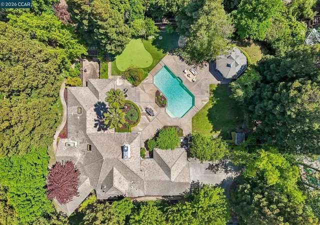 Photo 1 of Single family home for sale at 31 Tierra Verde Ct, Walnut Creek, CA 94598 | MLS# 41143674 | Listing updated on 2026-09-14