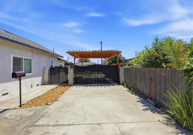 Photo 4 of Single family home for sale at 846 N 4th Avenue, Upland, CA 91786 | MLS# CV26162194 | Listing updated on 2026-09-15