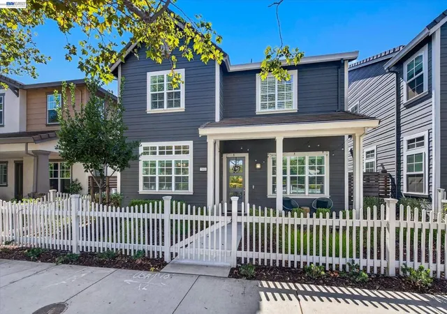 Photo 1 of Single family home for sale at 3868 Stanley Blvd, Pleasanton, CA 94566 | MLS# 41143725 | Listing updated on 2026-09-15