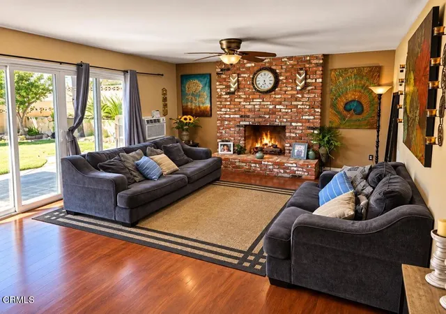 Photo 3 of Single family home for sale at 326 N Steckel Dr, Santa Paula, CA 93060 | MLS# V1-37972 | Listing updated on 2026-09-27