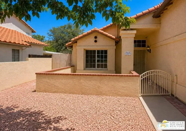Photo 1 of Single family home for sale at 1007 Serena Dr, San Jacinto, CA 92583 | MLS# 26867565PS | Listing updated on 2026-10-01