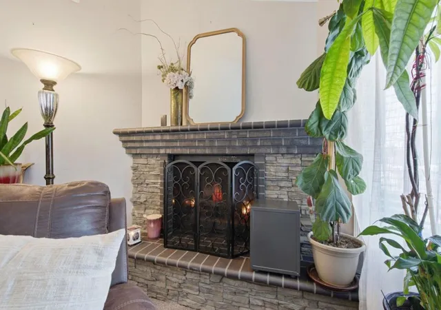 Photo 4 of Single family home for sale at 610 Memorial Dr, Hollister, CA 95023 | MLS# ML82052142 | Listing updated on 2026-09-16