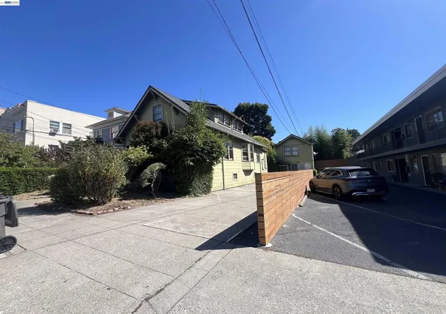Photo 2 of Multi family home for sale at 28 30 Yosemite Ave, Oakland, CA 94611 | MLS# 41143767 | Listing updated on 2026-09-15