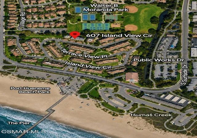 Listing Photo 1 - Condo for sale in building located at 607 Island Vw Cir, Port Hueneme, CA 93041 - Unit #