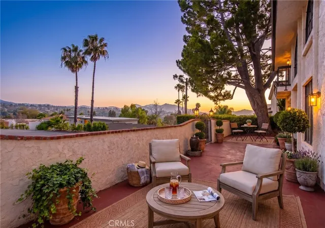 Photo 2 of Sale Pending at 2044 Calle Yucca, Thousand Oaks, CA 91360 | MLS# SR26169835 | Listing updated on 2026-09-14