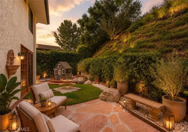 Photo 3 of Sale Pending at 2044 Calle Yucca, Thousand Oaks, CA 91360 | MLS# SR26169835 | Listing updated on 2026-09-14