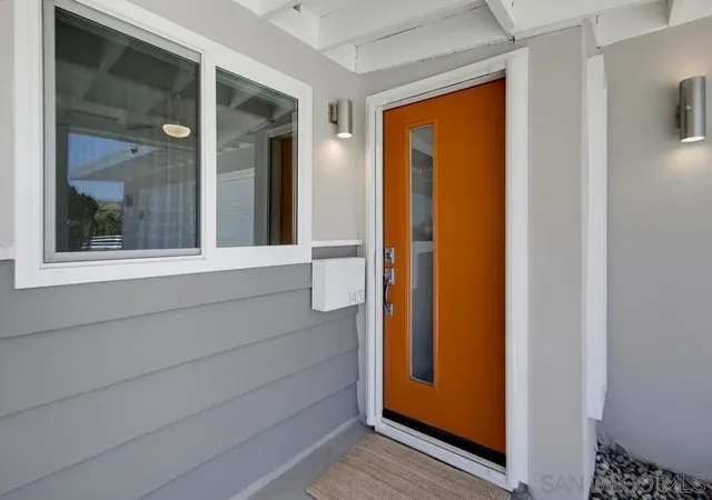 Photo 3 of Single family home for sale at 1431 California St, Imperial Beach, CA 91932 | MLS# 260019008SD | Listing updated on 2026-09-15