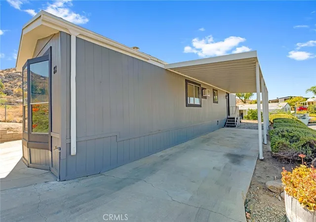 Photo 4 of Manufactured home for sale at 1700 S State #82, Hemet, CA 92543 | MLS# SW26169901 | Listing updated on 2026-09-18