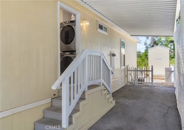 Photo 3 of Manufactured home for sale at 4201 Topanga Cyn #63, Woodland Hills, CA 91364 | MLS# SR26168515 | Listing updated on 2026-09-14