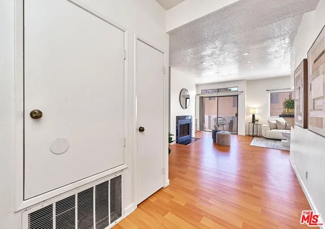 Photo 3 of Condo for sale at 431 S Kingsley Dr #205, Los Angeles, CA 90020 | MLS# 26868653 | Listing updated on 2026-09-15