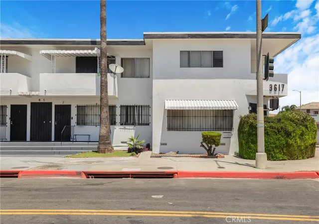 Photo 2 of House for sale at 3617 W 60th Street, Los Angeles, CA 90043 | MLS# SB26170530 | Listing updated on 2026-09-15