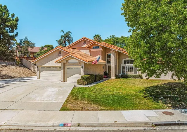 Photo 3 of Single family home for sale at 844 Rio Claro, Oceanside, CA 92057 | MLS# 260019093SD | Listing updated on 2026-09-15