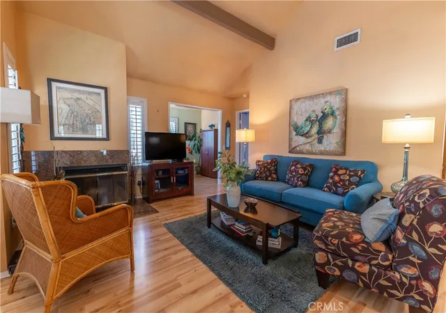 Photo 2 of Sale Pending at 27563 Sanderling Way, Temecula, CA 92591 | MLS# SW26167430 | Listing updated on 2026-09-30
