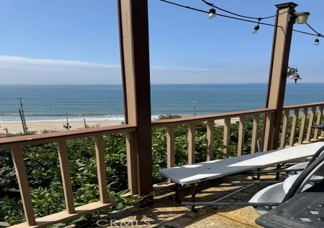 Photo 4 of Single family home for sale at 17614 Posetano Rd, Pacific Palisades, CA 90272 | MLS# BB26171395 | Listing updated on 2026-09-15