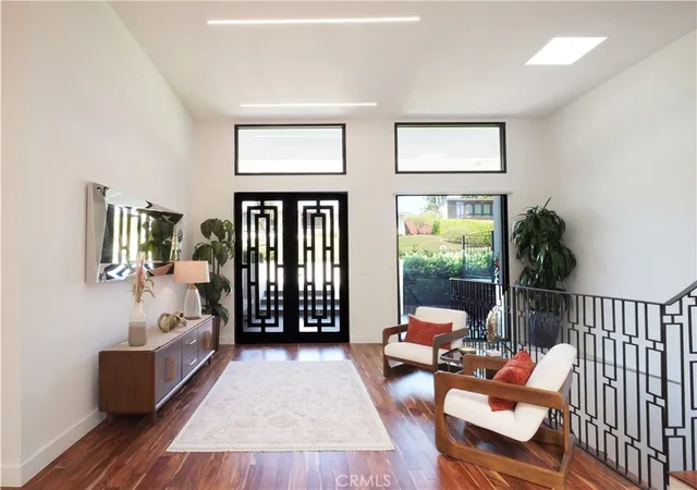Photo 3 of Single family home for sale at 1325 Via Gabriel, Palos Verdes Estates, CA 90274 | MLS# PV26158022 | Listing updated on 2026-10-06