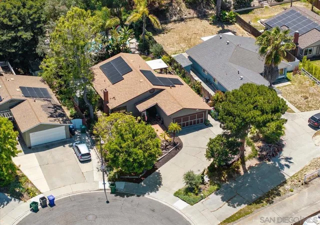 Photo 1 of Single family home for sale at 2337 Fallingleaf, Oceanside, CA 92056 | MLS# 260019173SD | Listing updated on 2026-09-15