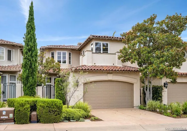 Townhouse for sale at 9756 Keeneland Row, La Jolla, CA 92037 | MLS# 260019183SD