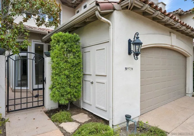 Photo 4 of Townhouse for sale at 9756 Keeneland Row, La Jolla, CA 92037 | MLS# 260019183SD | Listing updated on 2026-09-14