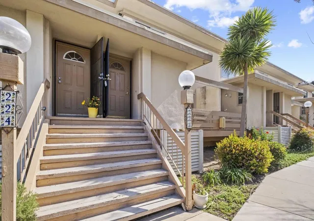 Photo 3 of Condo for sale at 2658 Worden St #223, San Diego, CA 92110 | MLS# NDP2607392 | Listing updated on 2026-09-15