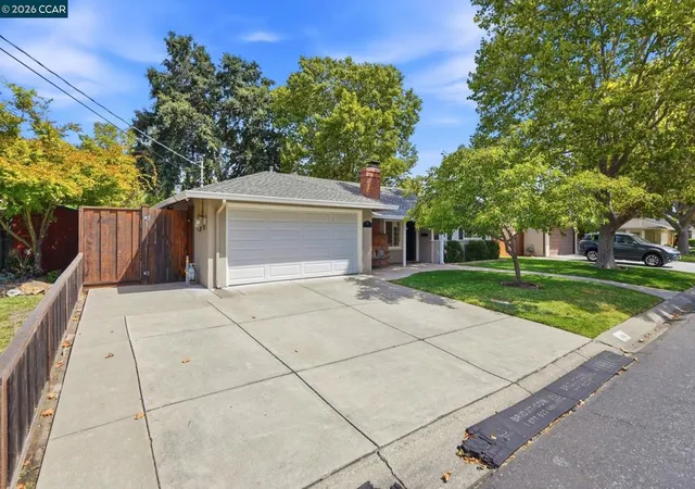 Photo 3 of Sale Pending at 166 Cynthia Dr, Pleasant Hill, CA 94523 | MLS# 41144060 | Listing updated on 2026-09-15