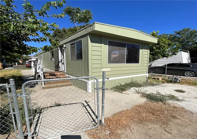 Photo 2 of Manufactured home for sale at 26063 Baseline St #39, San Bernardino, CA 92410 | MLS# IV26146505 | Listing updated on 2026-09-14