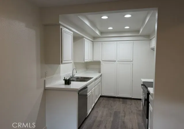 Photo 4 of Townhouse for sale at 1021 W Lamark Ln, Anaheim, CA 92802 | MLS# RS26158705 | Listing updated on 2026-09-14