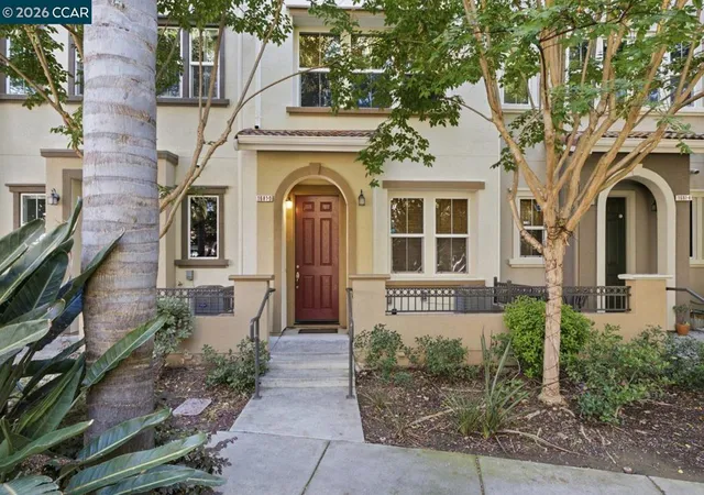 Photo 2 of Townhouse for sale at 1681 Shore Pl #3, Santa Clara, CA 95054 | MLS# 41144143 | Listing updated on 2026-09-14