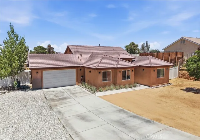 Photo 3 of Sale Pending at 16346 Teton, Victorville, CA 92395 | MLS# DW26172186 | Listing updated on 2026-09-15