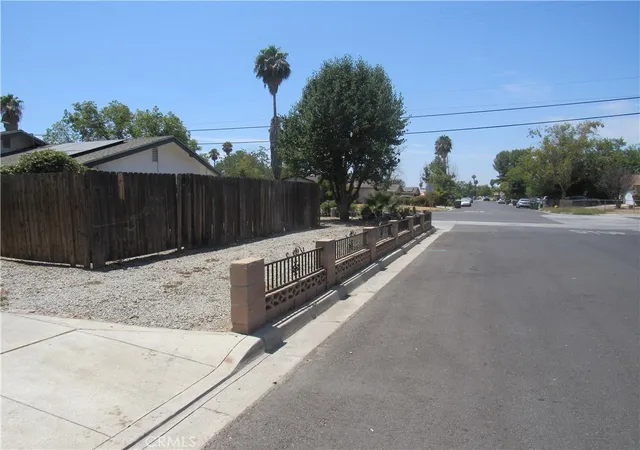 Photo 35 of Single family home for sale at 26700 Girard St, Hemet, CA 92544 | MLS# IV26168893 | Listing updated on 2026-09-15