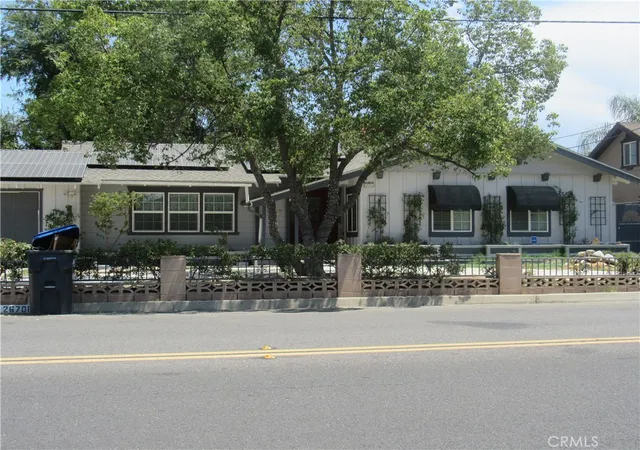 Photo 3 of Single family home for sale at 26700 Girard St, Hemet, CA 92544 | MLS# IV26168893 | Listing updated on 2026-09-15