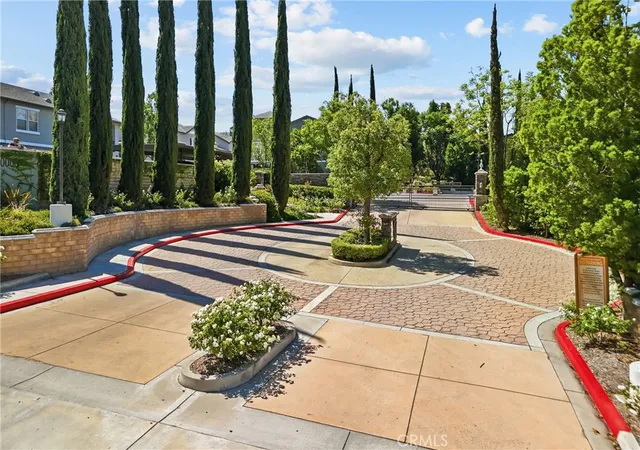 Photo 41 of Condo for sale at 20000 Plum Cyn #1721, Santa Clarita, CA 91350 | MLS# SR26172247 | Listing updated on 2026-09-23