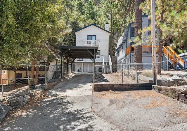 Photo 2 of Single family home for sale at 2021 Mojave Scenic, Wrightwood, CA 92397 | MLS# HD26166559 | Listing updated on 2026-09-14