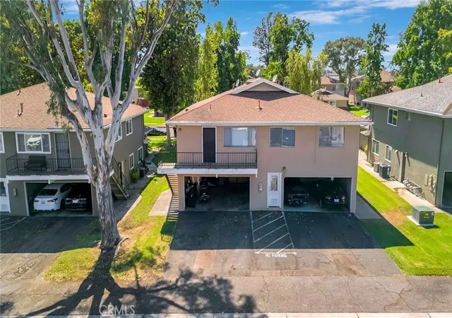 Photo 2 of Condo for sale at 128 Stillman Way #4, Upland, CA 91786 | MLS# OC26172256 | Listing updated on 2026-09-14
