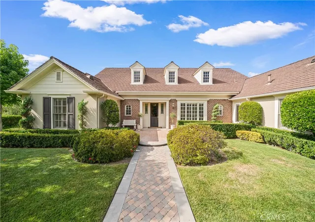 Photo 1 of Mansion for sale at 11 Devonwood, Trabuco Canyon, CA 92679 | MLS# OC26172402 | Listing updated on 2026-09-15