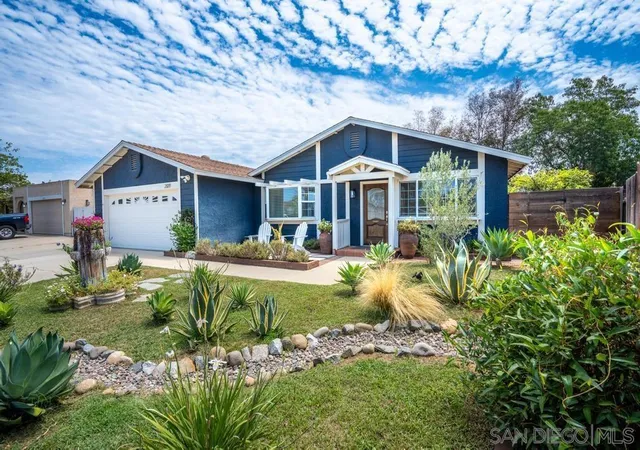 Photo 3 of Sale Pending at 2109 Beartrap Pl, Escondido, CA 92027 | MLS# 260019399SD | Listing updated on 2026-09-15