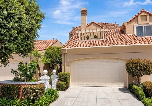 Photo 1 of Single family home for sale at 6111 Greenbrier Dr, Huntington Beach, CA 92648 | MLS# OC26172788 | Listing updated on 2026-10-06