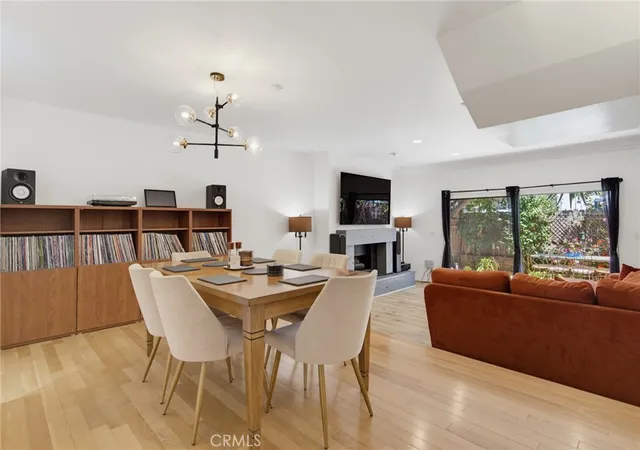 Photo 2 of Townhouse for sale at 1850 Midvale Ave #13, Los Angeles, CA 90025 | MLS# SB26171226 | Listing updated on 2026-09-14