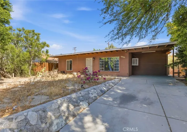 Photo 3 of Sale Pending at 66566 Buena Vista Ave, Desert Hot Springs, CA 92240 | MLS# IG26172916 | Listing updated on 2026-09-15