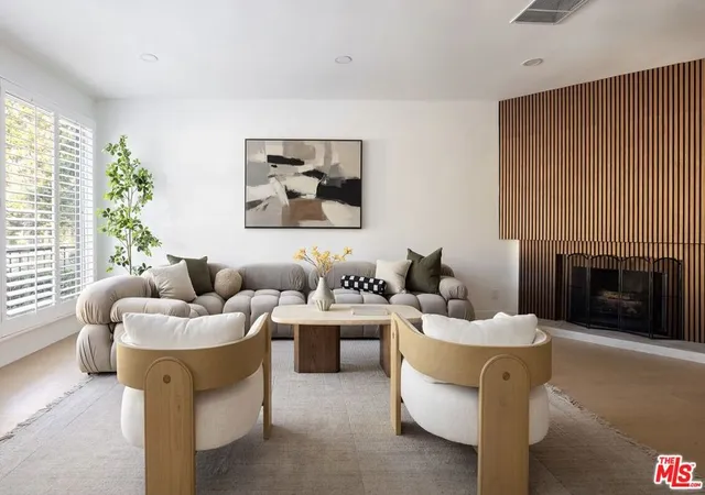 Photo 1 of Condo for sale at 1517 Westholme Ave, Los Angeles, CA 90024 | MLS# 26870177 | Listing updated on 2026-09-14