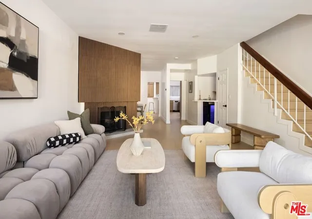 Photo 3 of Condo for sale at 1517 Westholme Ave, Los Angeles, CA 90024 | MLS# 26870177 | Listing updated on 2026-09-14