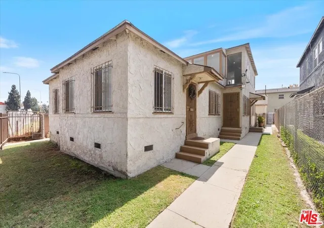 Photo 2 of Sale Pending at 4074 Leimert Blvd, Los Angeles, CA 90008 | MLS# 26866423 | Listing updated on 2026-09-14